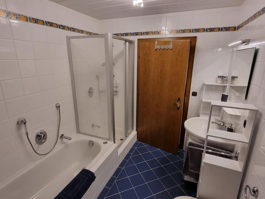 Gemuetliche Wohnung Am Waldrand Thierhaupten Buitenkant foto