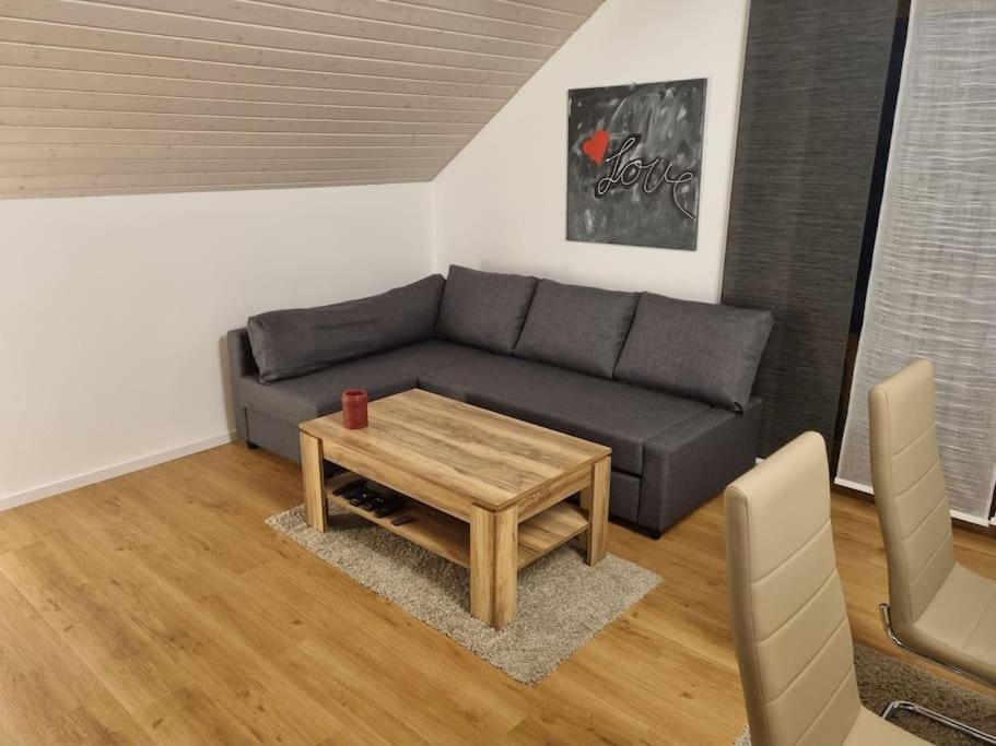 Gemuetliche Wohnung Am Waldrand Thierhaupten Buitenkant foto